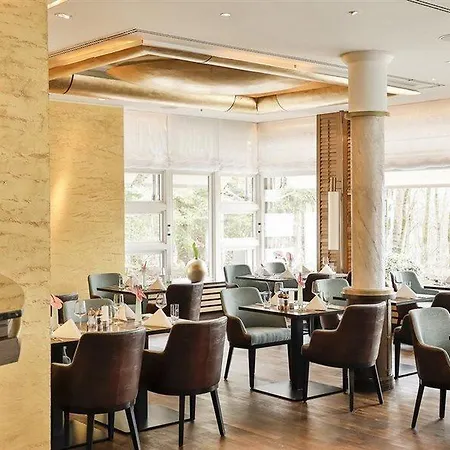 Hotel Dorint Venusberg 4*